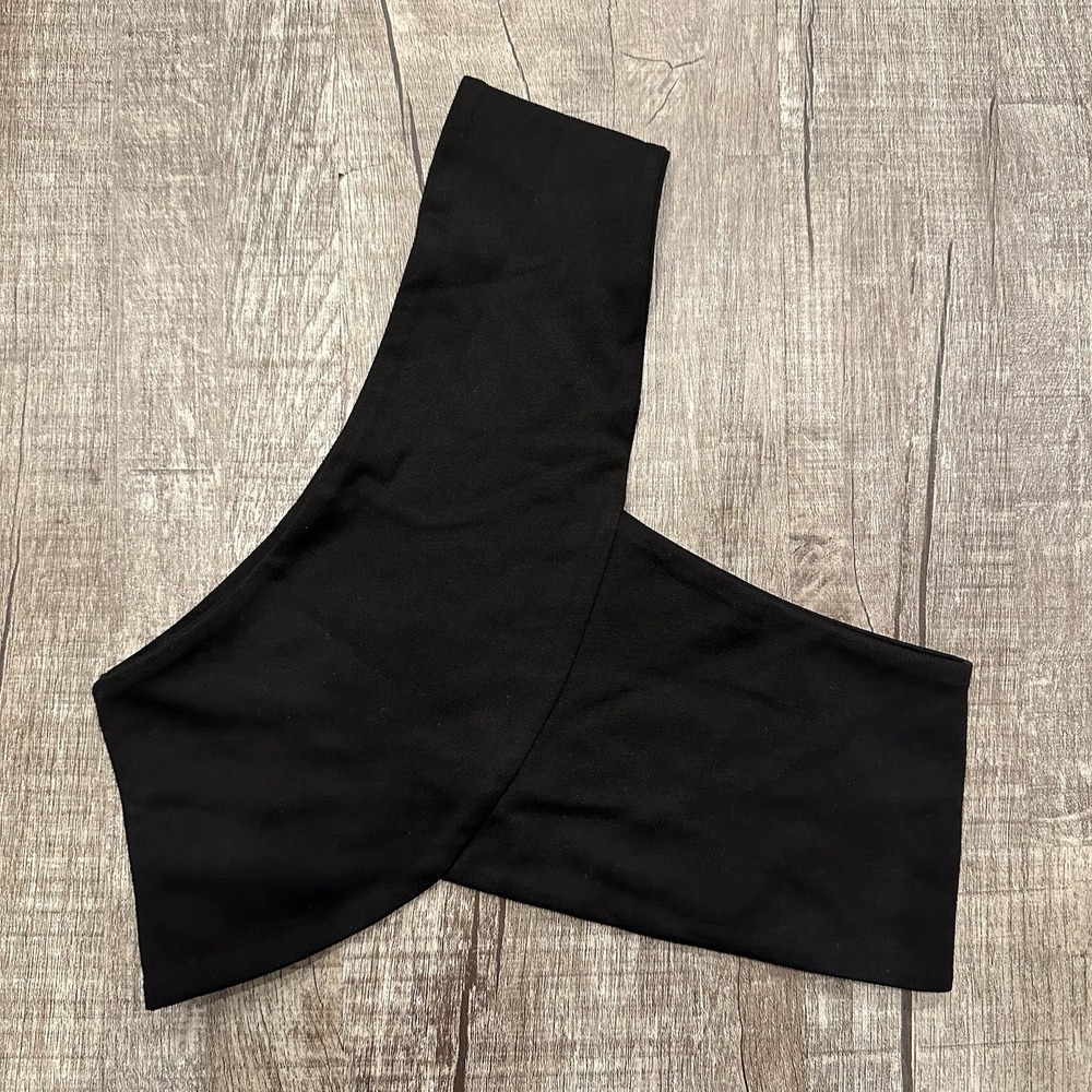 Edikted Black Asymmetrical One Shoulder Crop Top Small NWT Y2K Clubwear Festival